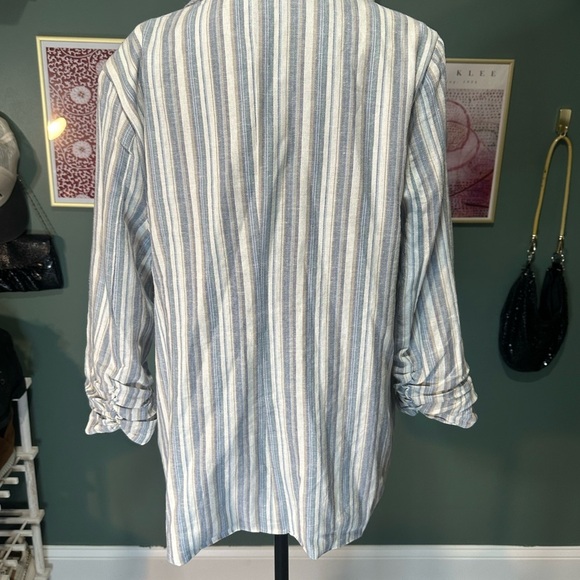Ellen Tracy Blue and White Linen Striped Blazer Size L 🦄 - Picture 3 of 4